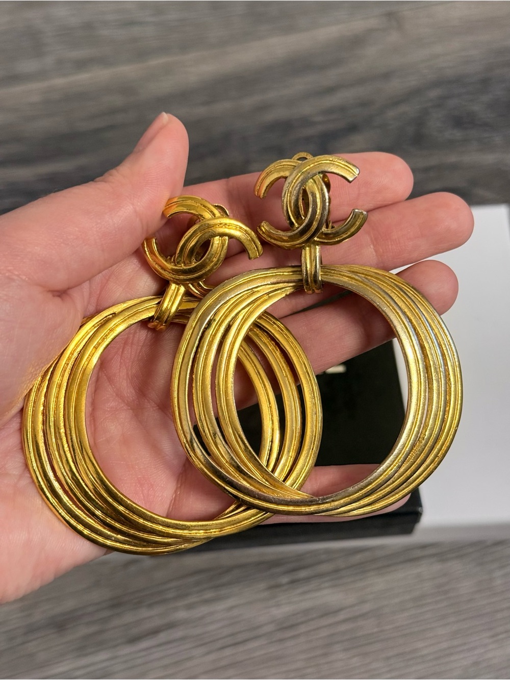 Chanel XL Vintage Gold Hoop CC Statement Clip On Dangle Earrings - Picture 5 of 12